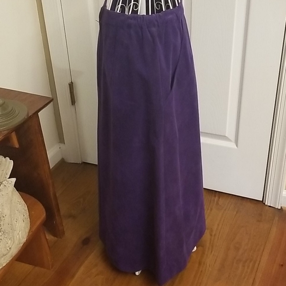 Lovely vintage long skirt - Picture 4 of 10